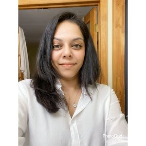 Meet your Posher, Sangita